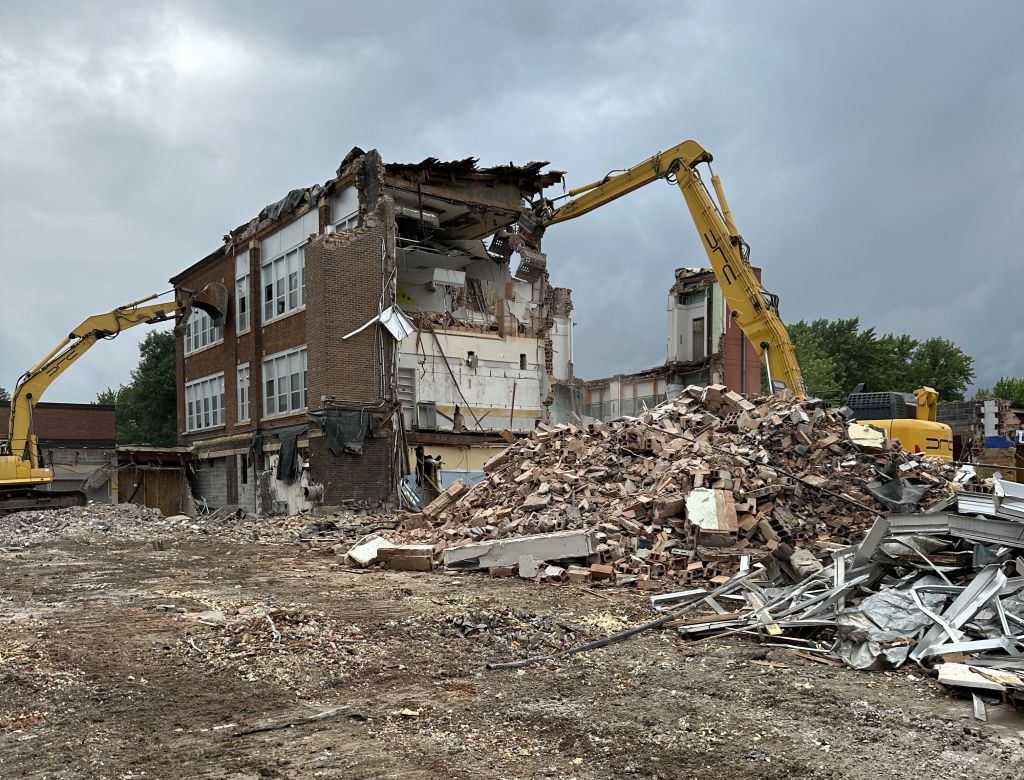 drc, demolition contractor, Minnesota demolition specialists, mn demolition company, excavation services, dave rettmann, environmental sustainability, asbestos removal, Litchfield, don rettmann, mcleod county, meeker county, Hennepin county, demolition experts, aggregate supply, MPCA, MDH accreditation, deconstruction, material reuse, sustainable demolition