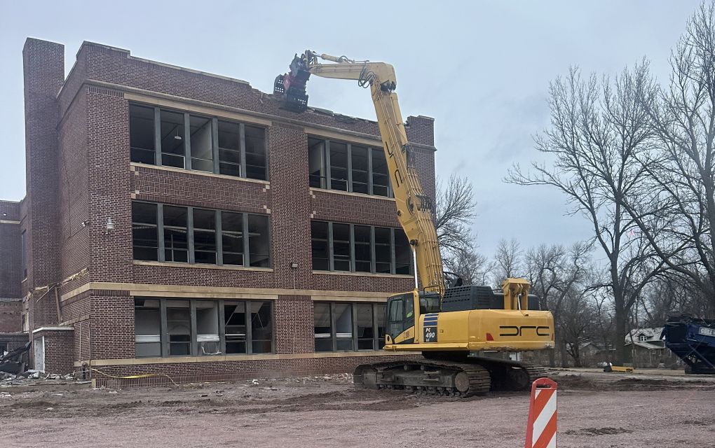 drc, demolition contractor, Minnesota demolition specialists, mn demolition company, excavation services, dave rettmann, environmental sustainability, asbestos removal, Litchfield, don rettmann, mcleod county, meeker county, Hennepin county, demolition experts, aggregate supply, MPCA, MDH accreditation, deconstruction, material reuse, sustainable demolition